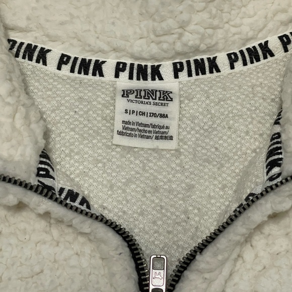 Victoria’s Secret PINK Sherpa half zip pull over - Picture 2 of 3